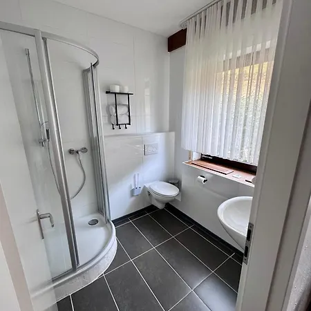 Bed & Breakfast Schaefer Enzklosterle