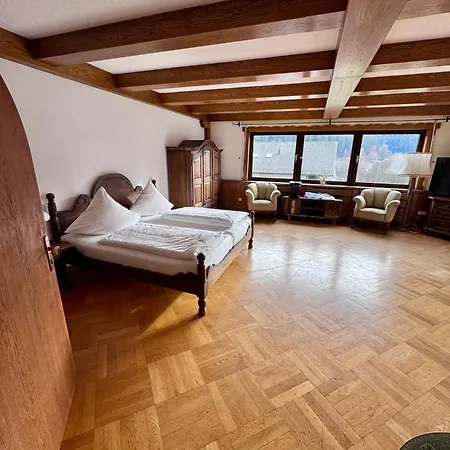 Schaefer 3* Enzklosterle