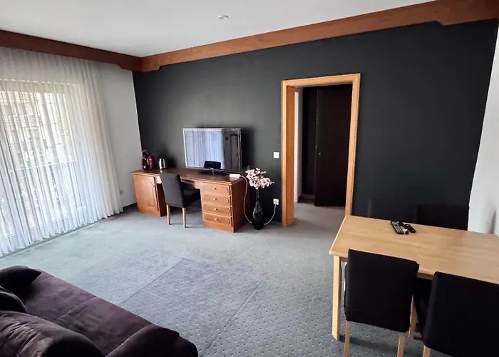 Bed & Breakfast Schaefer Enzklosterle