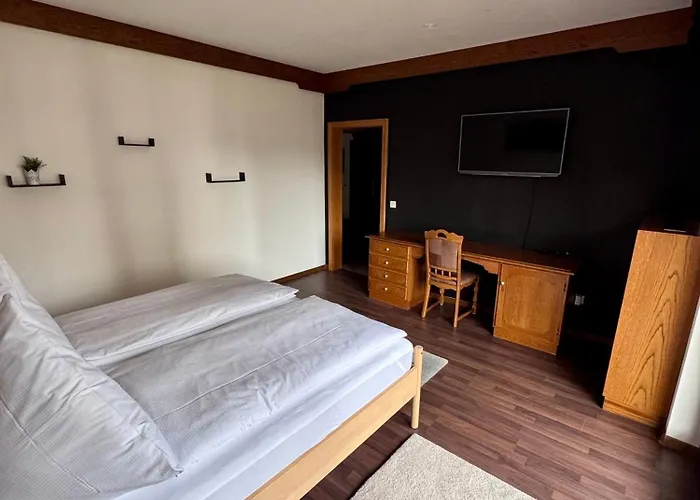 Bed & Breakfast Schaefer Enzklosterle