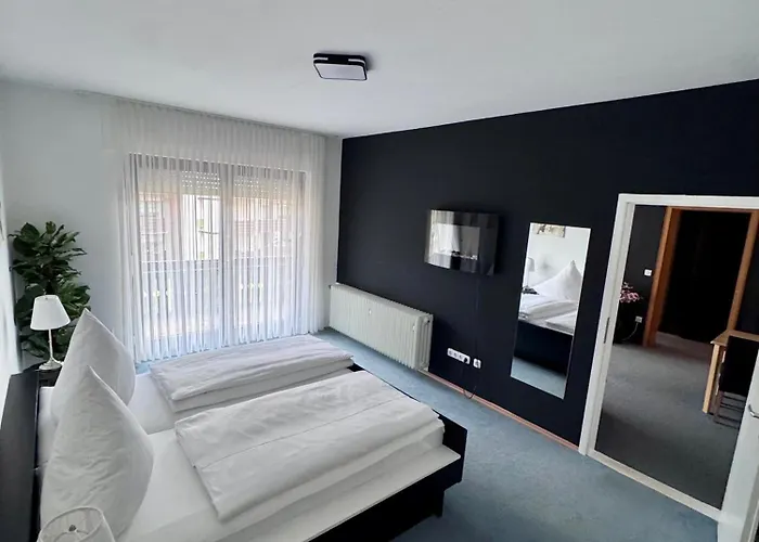 Bed & Breakfast Schaefer 3*