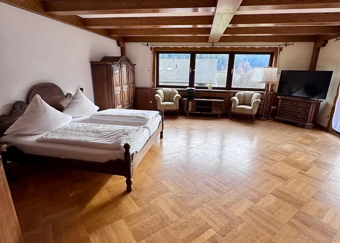 Schaefer Bed & Breakfast Enzklosterle